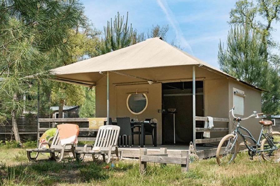 Hebergements Camping "Les Pieds Dans L'Eau" Crozon Bagian luar foto