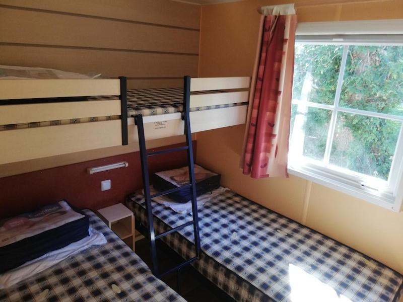 Hebergements Camping "Les Pieds Dans L'Eau" Crozon Bagian luar foto