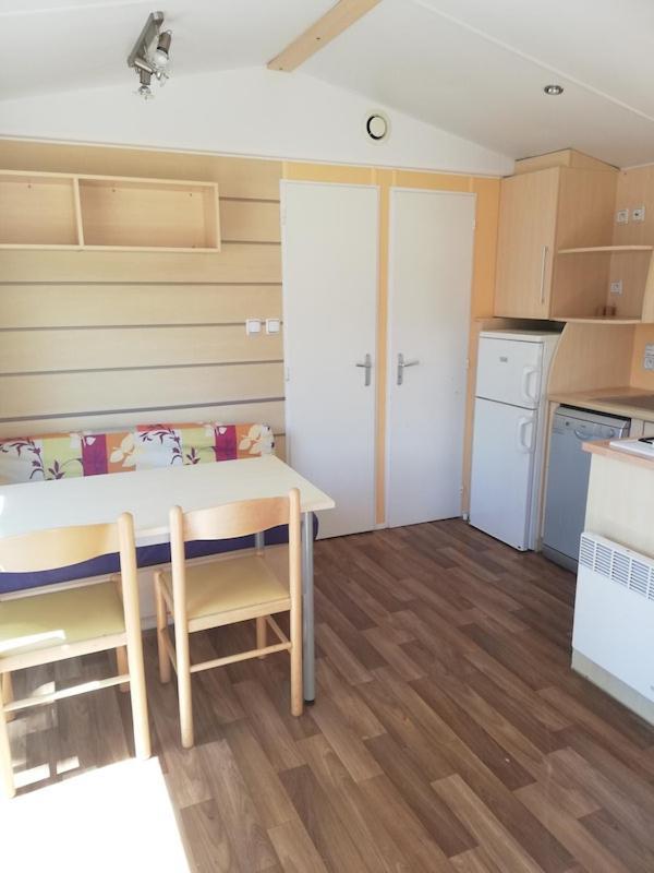 Hebergements Camping "Les Pieds Dans L'Eau" Crozon Bagian luar foto